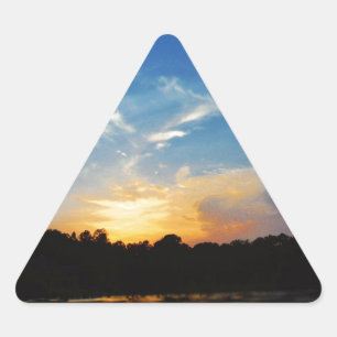 Pegatina Triangular Mountain Lake Sunset