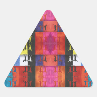 Pegatina Triangular Pop art no.1 by Yeshaya Dank - unity & harmony
