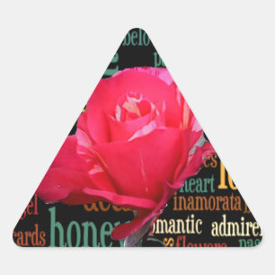 Pegatina Triangular Ramo de Amor: Una Expresión Sentida
