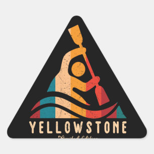 Pegatina Triangular Retro Yellowstone Kayaking