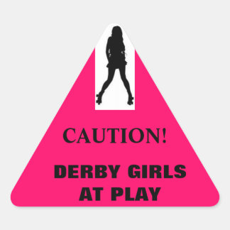 Pegatina Triangular Silhouette, ¡PREOCUPACIÓN!, CHICAS DERBY JUGANDO