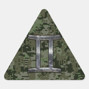 Pegatina Triangular Símbolo zodiaco de Gemini sobre el camuflaje digit