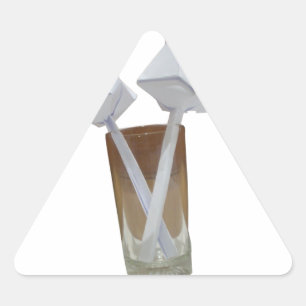 Pegatina Triangular Toque de romance: Un El día de San Valentín pacífi