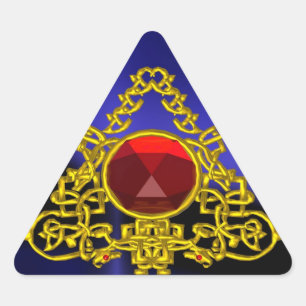 PEGATINA TRIANGULAR TRIÁNGULO CELÁTICO ORO CON RUBO ROJO