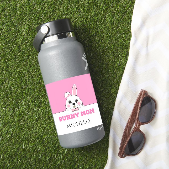 Pegatina Una linda mamá conejita rosada personalizada (HydroFlask Insitu)