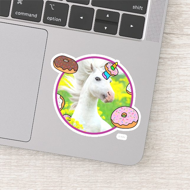 Pegatina Unicornio con donuts (Detalle)