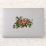 Pegatina Vintage Christmas Birds Holly Faux Gold<br><div class="desc">Esta imagen muestra a dos pájaros sentados en una rama sana con nieve con contorno y líneas de Relieve metalizado de imitación de oro decorativas.</div>