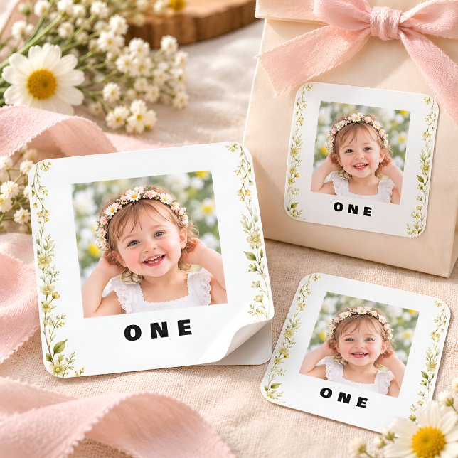 Pegatinas de cumpleaños con foto floral de margari (Subido por el creador)