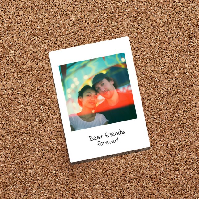 Pegatinas de estilo de foto instantánea retro (Retro instant photo save the date card featuring a couple’s picture and style handwritten text)