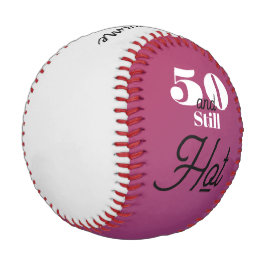 Pelota De Béisbol 5O y todavía caliente