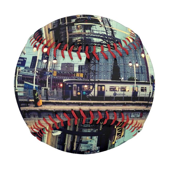Pelota De Béisbol Estación de Manchester , con vista (Anverso)