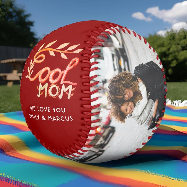 Pelota De Béisbol Foto de Guay Mom Hand Lettering Mother Red (Subido por el creador)