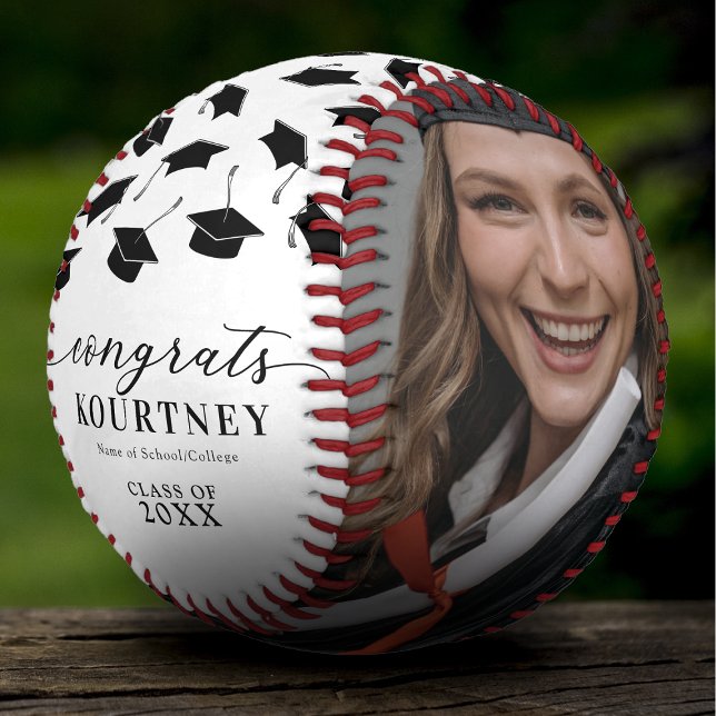 Pelota De Béisbol Graduado Graduado Foto Béisbol (Subido por el creador)