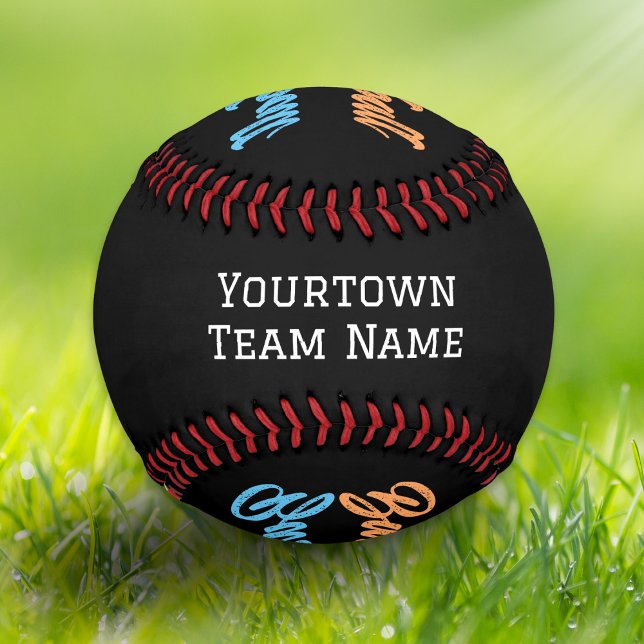 Pelota De Béisbol Nombre del equipo Número Monogramado Moderno Estil (A stylish baseball ball to customize with a team name and number, and monogram initial)