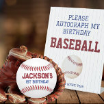 Pelota De Béisbol Rookie del año niño de primer cumpleaños<br><div class="desc">Presentamos el regalo perfecto para el primer cumpleaños de tu pequeño aficionado al béisbol: el béisbol personalizado con un toque especial. Este béisbol de alta calidad está hecho de materiales duraderos y cuenta con un diseño clásico blanco con costura roja. A un lado de la pelota, puedes personalizarla con el...</div>