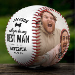 Pelota De Béisbol ¿Serás Mi Mejor Fébol De Fútbol?<br><div class="desc">Una propuesta de matrimonio personalizada de béisbol que incluye el dicho "serás mi mejor hombre",  a quién va,  tu nombre,  una corbata de arco y tu cita. Más 2 fotos para que cambies,  haciendo de esto un regalo único para un amigo/pariente especial.</div>