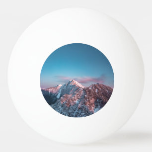 Pelota De Ping Pong Cielo mágico sobre la montaña Storžič, Eslovenia
