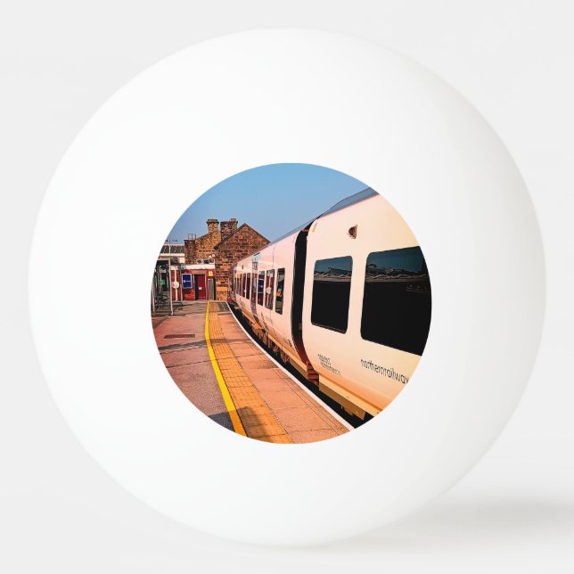 Pelota De Ping Pong Lado de un tren (Anverso)