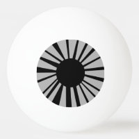 Ojo gris claro y alumno negro en béisbol blanco