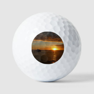 Pelotas De Golf Atardecer en la costa tropical del mar II