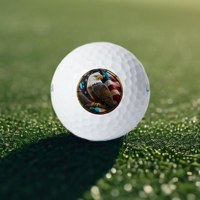 Pelotas De Golf Ball de golf Wilson Ultra Distance (Golf ball featuring stained-glass bald Eagle with US flag background.)
