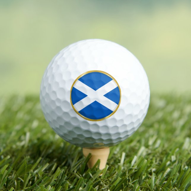Pelotas De Golf Bandera de Escocia en Círculo Dorado (Camiseta in situ)