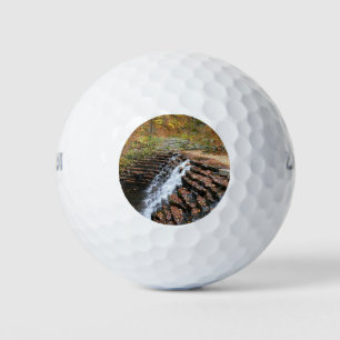 Pelotas De Golf Cascada en el Parque Estatal Laurel Hill