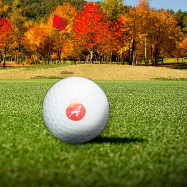Pelotas De Golf Coral naranja monogramado inicial (Subido por el creador)