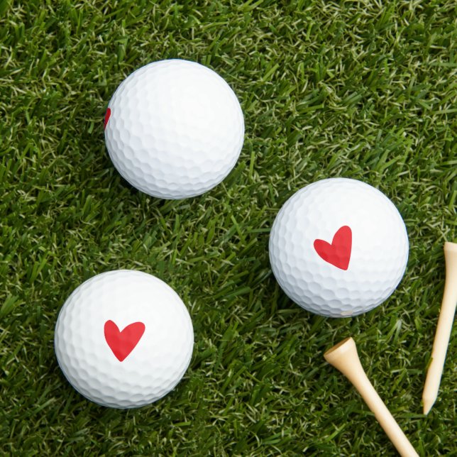 Pelotas De Golf corazón rojo el día de San Valentín (Césped in situ)