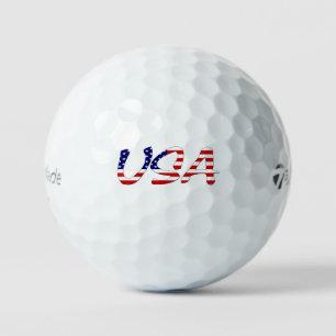Pelotas De Golf EE.UU. sobrepuesto sobre la bandera estadounidense