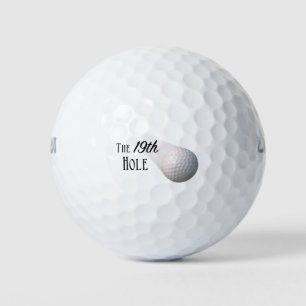 Pelotas De Golf El hoyo 19