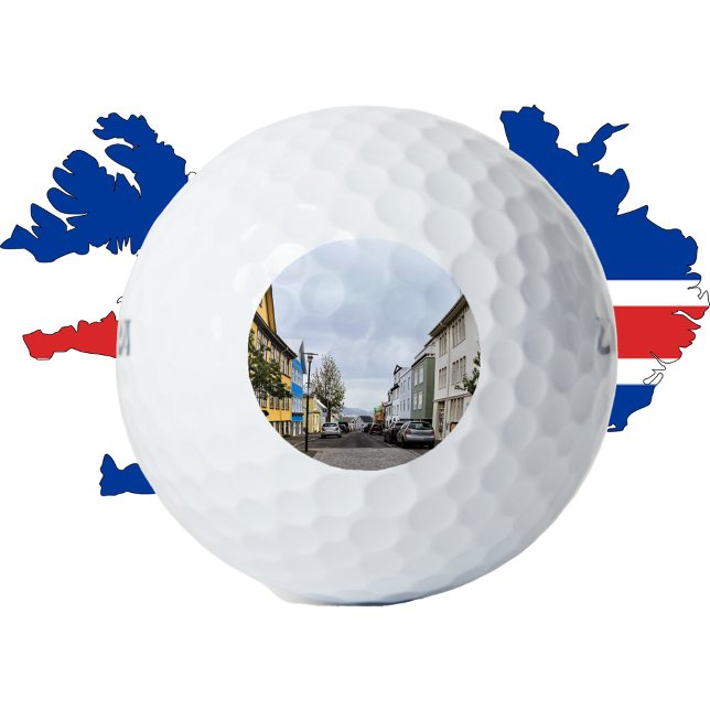 Pelotas De Golf Fotografía de la escena callejera de Reykjavik Isl (A golf ball with a photograph of a city street in Reykjavik, Iceland.  Mount Esja can be seen.)