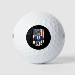 Pelotas De Golf Gato en Suite con Cabello de Trump Bandera America