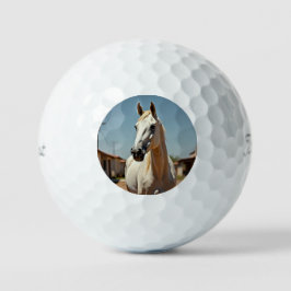 Pelotas De Golf Hermosa yegua blanca americana