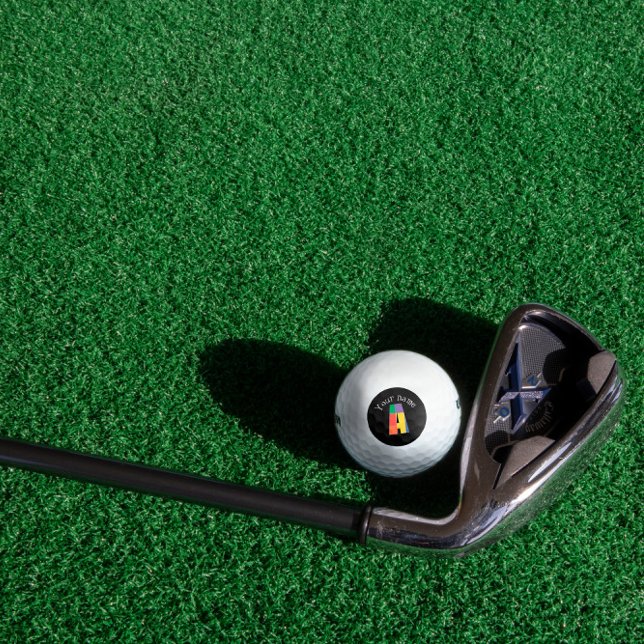 Pelotas De Golf Letra amarilla verde morado Monograma Una blanca n (Subido por el creador)