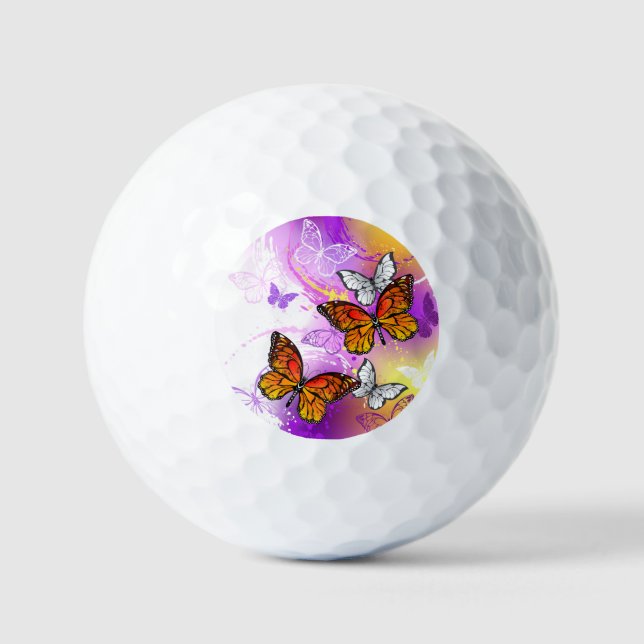 Pelotas De Golf Mariposas monarcas en fondo morado (Anverso)