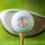 Pelotas De Golf Mejor foto de mamá de todos los tiempos<br><div class="desc">Una divertida foto personalizado de oro para una madre golfista. "Esta pelota pertenece a la mejor mamá de todos los tiempos" rodea una foto de sus hijos. Puedes personalizar a "Mamá" a como se dirija,  por ejemplo,  mamá,  mamá,  etc.</div>