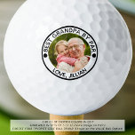 Pelotas De Golf MEJOR GRANDPA DE PAR Foto personalizada<br><div class="desc">Cree unas bolas únicas de golf fotográfico con el divertido juego editable que dice BEST GRANDPA BY PAR (o su título) y su texto personalizado debajo en su elección de texto, puntos y colores de marco circular en EDIT (mostrado en negro) para un abuelo especial entusiasta del golf. Hace un...</div>