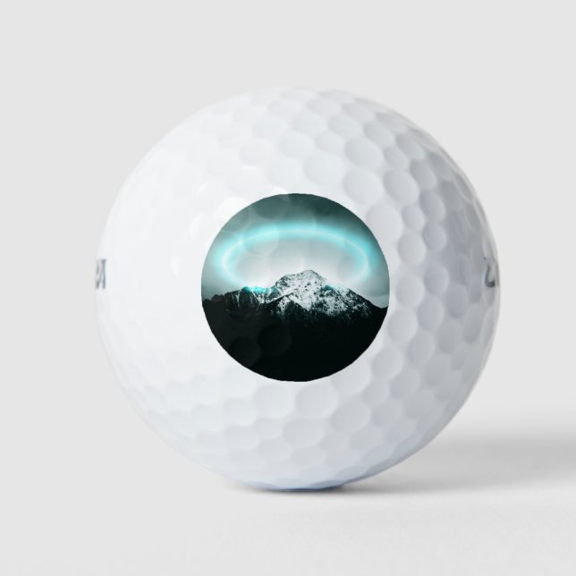 Pelotas De Golf Misteriosa luz de neón azul de montaña nevada (Anverso)