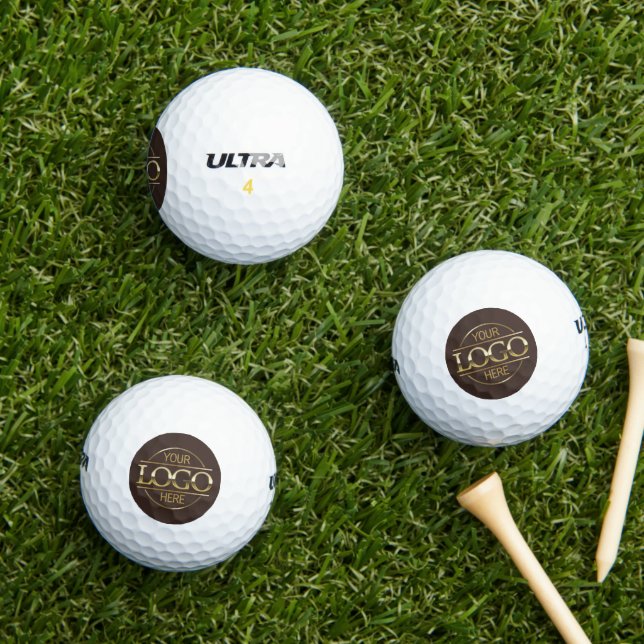Pelotas De Golf Modern Custom Company Business Logo Brown Branded  (Césped in situ)