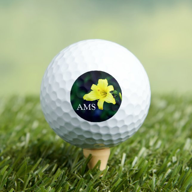 Pelotas De Golf Monograma amarillo diurno (Camiseta in situ)
