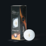 Pelotas De Golf Monograma Gris dorado Nombre del guión gráfico<br><div class="desc">Nombre del guión del monograma gris dorado Las bolas de golf modernas se pueden editar fácilmente con su nombre e inicial pulsando el botón "Personalizar". Cambie completamente los colores del texto y del fondo cuando seleccione el vínculo "Personalizar este".</div>