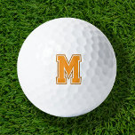 Pelotas De Golf Monograma naranja Varsity<br><div class="desc">Elevar el juego con bolas de golf personalizado con una letra en negrita estilo colegiado. Personaliza el diseño con tus colores favoritos para que coincidan con tu equipo deportivo o con un estilo único. Estas elegantes pelotas de golf hacen de su equipo un lugar destacado o un regalo para los...</div>