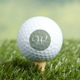Pelotas De Golf Monograma verde de sabio personalizado inicial