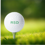 Pelotas De Golf Monograma verde inicial<br><div class="desc">Las pelotas de golf personalizados hacen grandes regalos para todas las ocasiones. Este diseño presenta un texto de bloque verde al estilo de un monograma. Puede personalizar del texto con cualquier rúbrica o texto de su elección. #golflover</div>