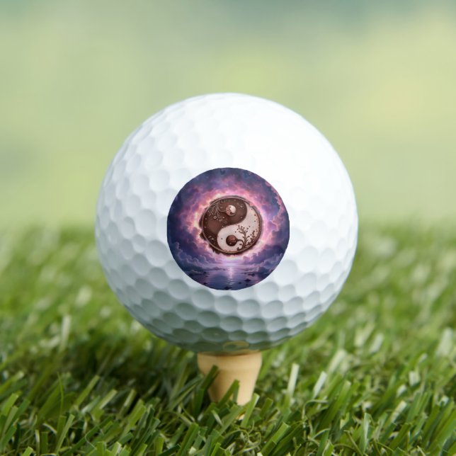 Pelotas De Golf Moonlit Balance – Yin Yang of Eternal Light.  (Camiseta in situ)