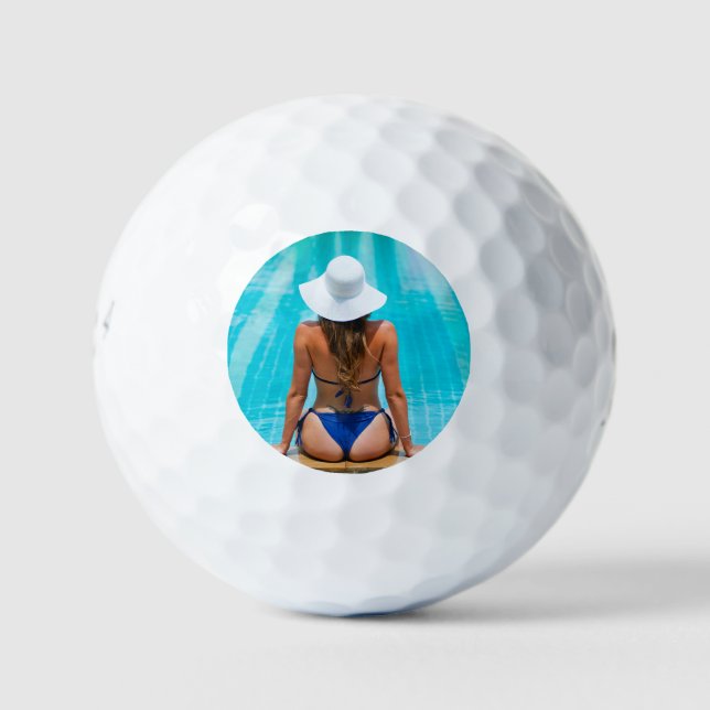 Pelotas De Golf Mujer bikini en la piscina - HQ (Anverso)