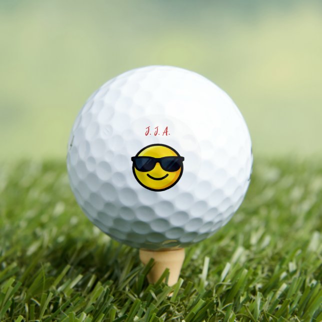 Pelotas De Golf Nombre/ Inicial divertida con cara sonriente (Camiseta in situ)