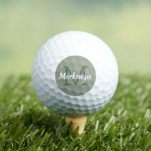 Pelotas De Golf Nombre inicial personalizado Sage Green