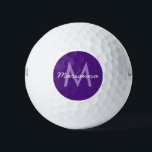 Pelotas De Golf Nombre púrpura y monograma moderno<br><div class="desc">Baloncesto de golf personalizado en su color púrpura favorito con un moderno tipo de letra inicial y divertido nombre de guión o texto personalizado para un viaje de golf de un equipo de golf o fiesta de boda. Si desea cambiar los tipos de letra o los colores, puede editar la...</div>